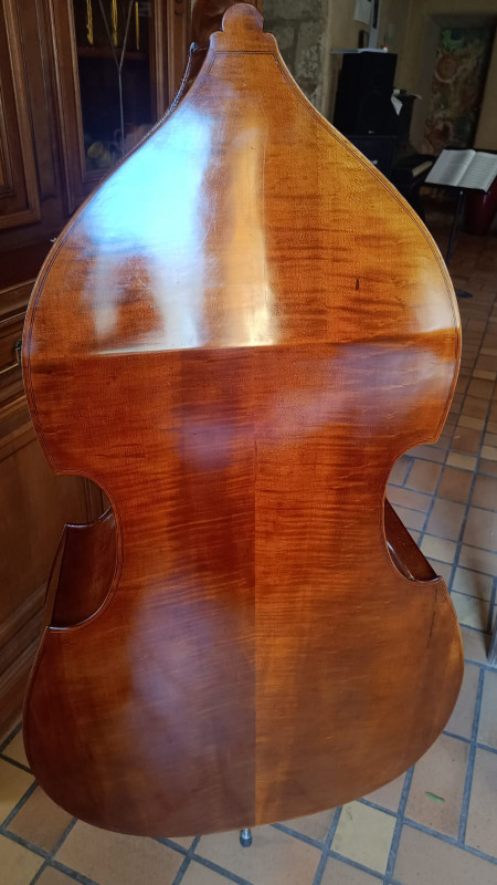 Chandler Contrebasse luthier