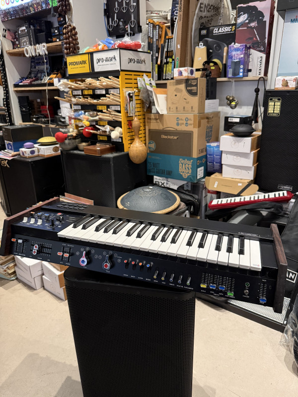 Mini Korg Synthesizer 700FS