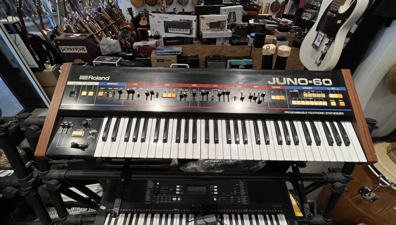 Roland JUNO-60