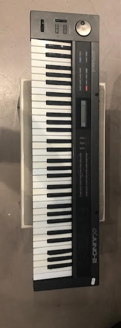 Roland alpha juno 2