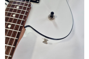 Fender Telecaster Troublemaker 2020 Arctic White made in Japan