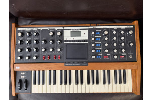 Minimoog Voyager