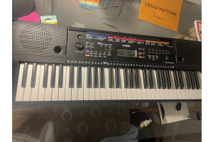 Yamaha PSR-E263
