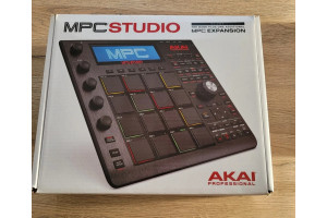 Mpc studio black