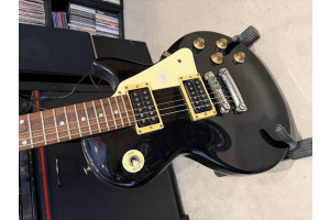 Cort CR100