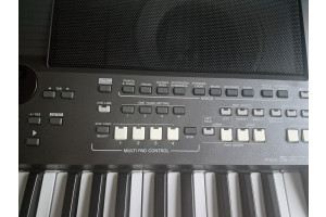 Yamaha PSR-S670