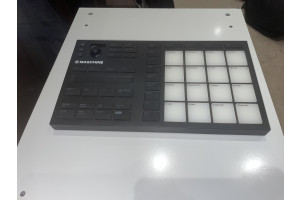 MASCHINE Mikro