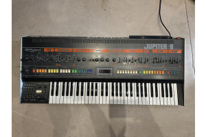 Jupiter-8 Synthétiseur analogique