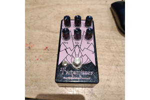 Transmisser Resonant Reverberator